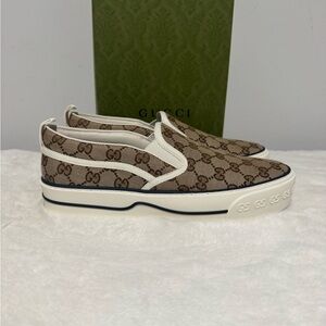 Gucci Women GG Canvas Slip-On Sneakers in Beige
